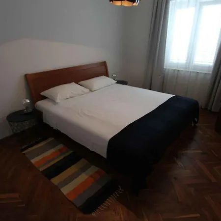 Apartment In Malinska/insel Krk 12778